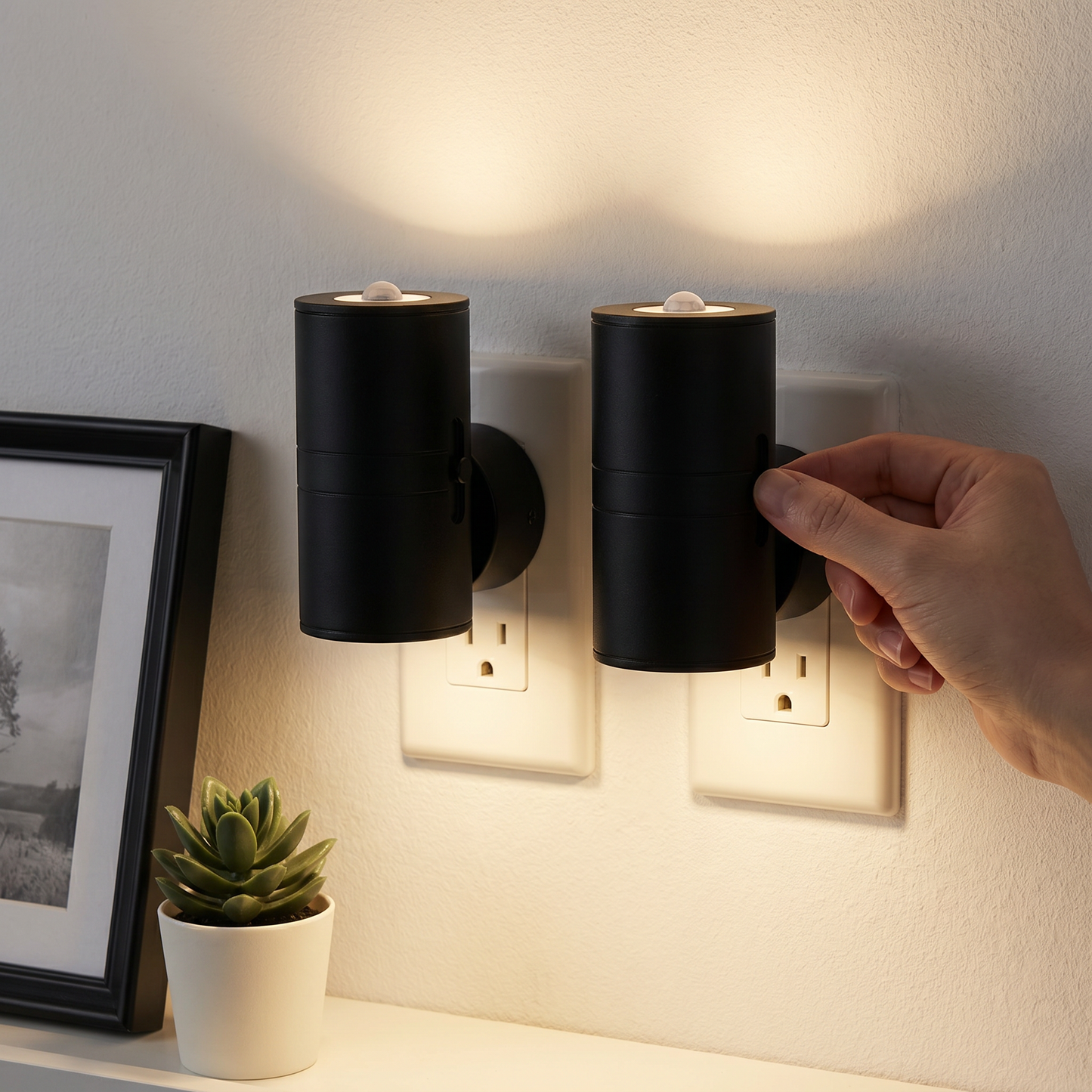LED Nachtlicht für die Steckdose – Dimmbares Orientierungslicht mit Lichtsensor für ein gemütliches Zuhause