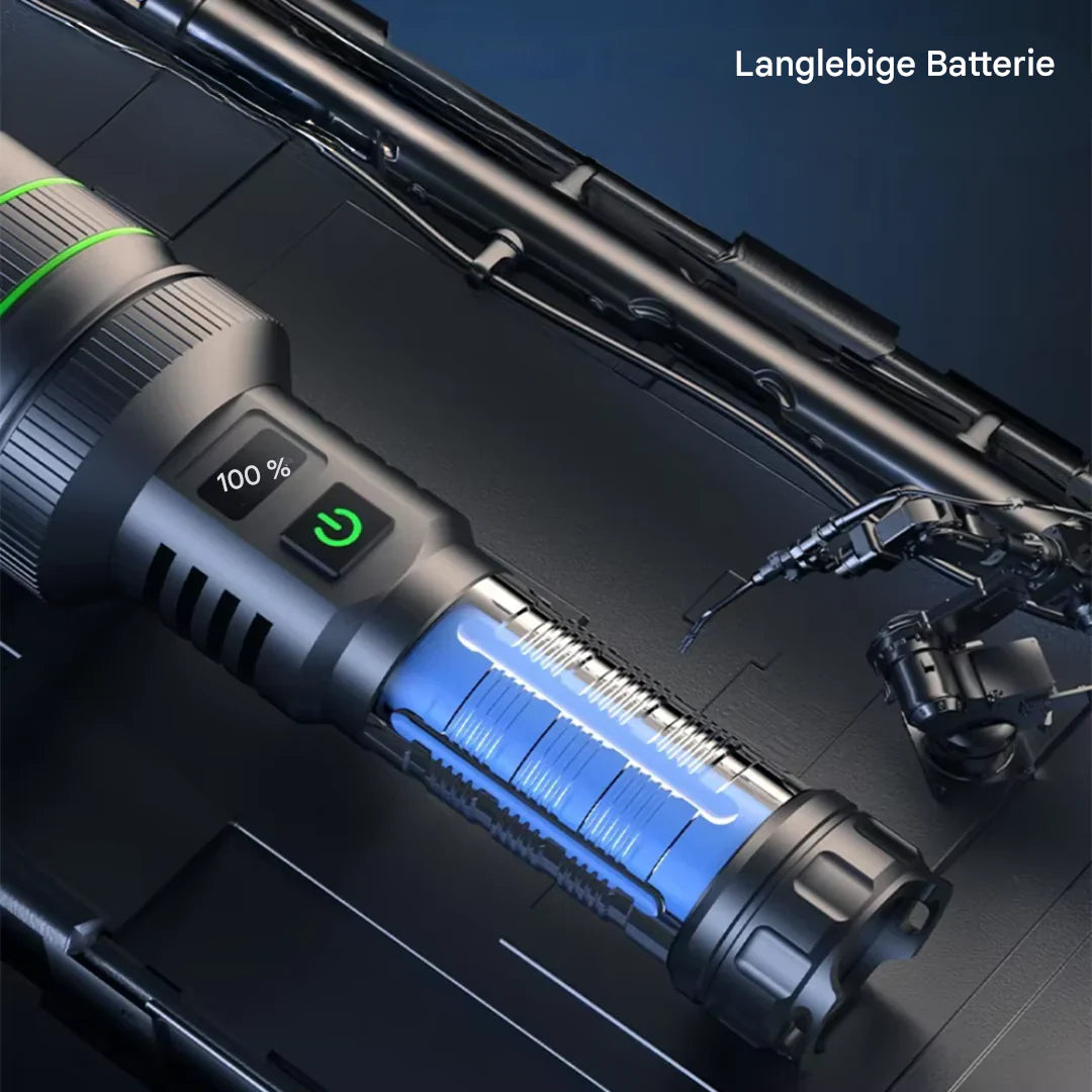 Extrem Helle und Zoombare LED-Taschenlampe mit Powerbank-Funktion für Outdoor-Abenteuer