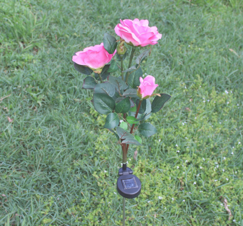 Solarbetriebene Rosen-Lichter – Gartenstecker mit Solarpanel für dekorative Beleuchtung