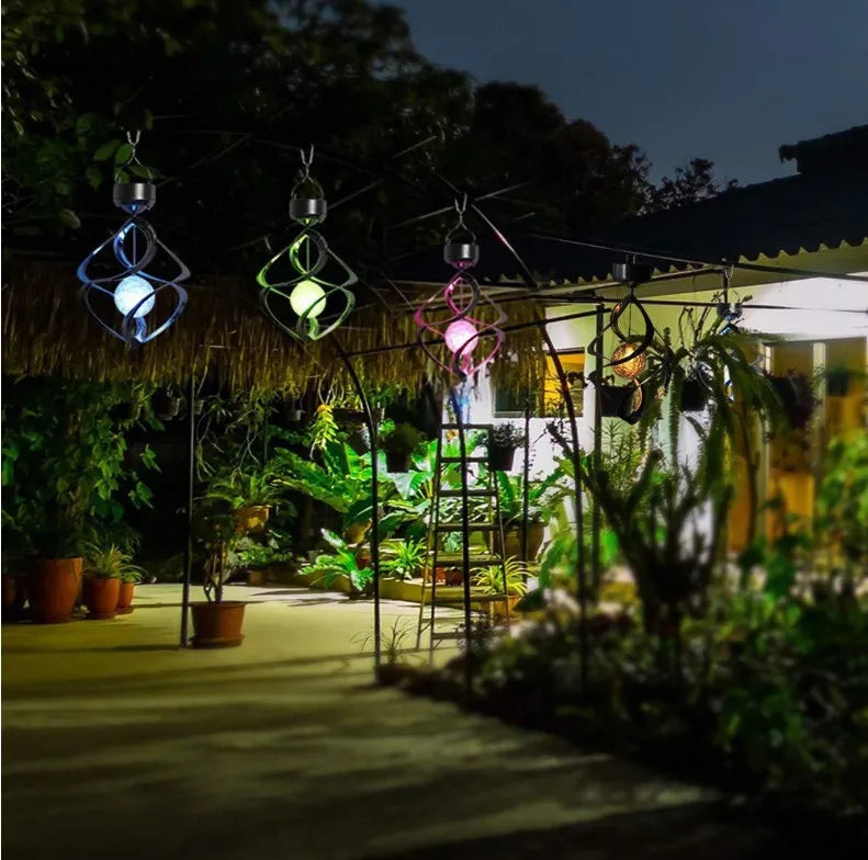 LED Solar Windspiel Mit Farbwechsel – Dekorative Gartenbeleuchtung für Außenbereich